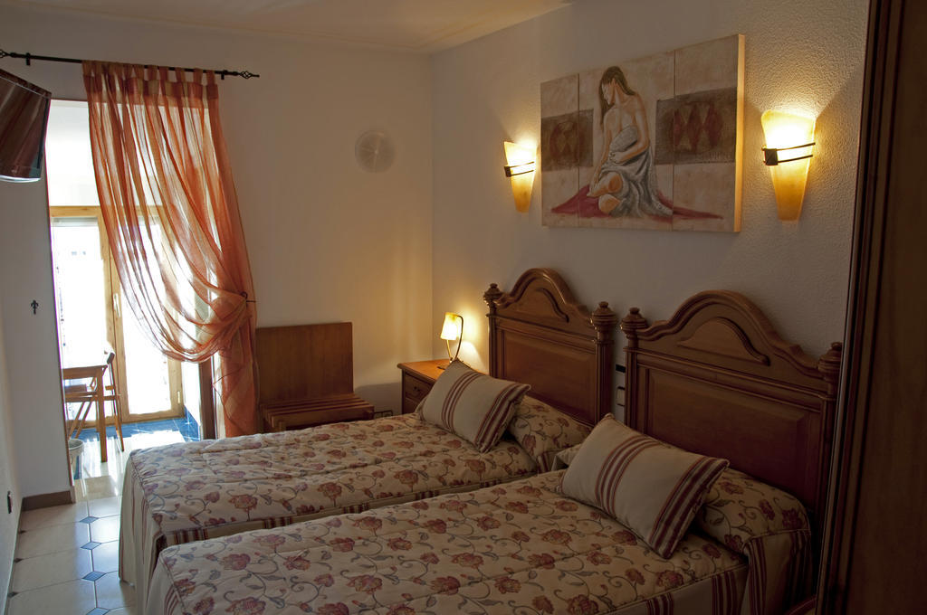 Hospederia Gemma Hotel ลา ลาสตริญา ห้อง รูปภาพ